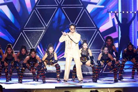  Quirk Live: The Unforgettable Bollywood Night Filled With Laughter and Music